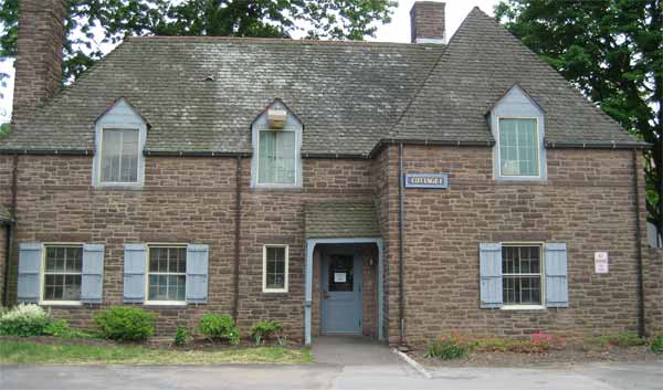 Image of building on campus