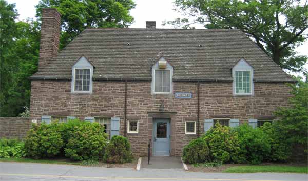 Image of building on campus
