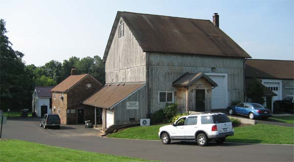 Image of barn located on campus