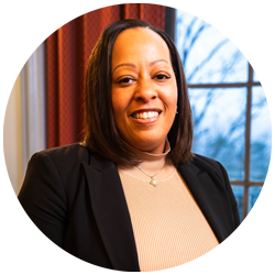 Leah Lovelace-Square